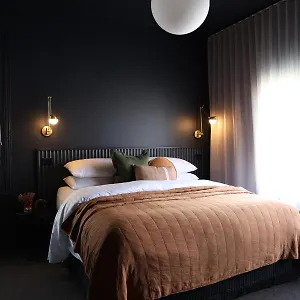 The Waggon Stables Boutique Hotel