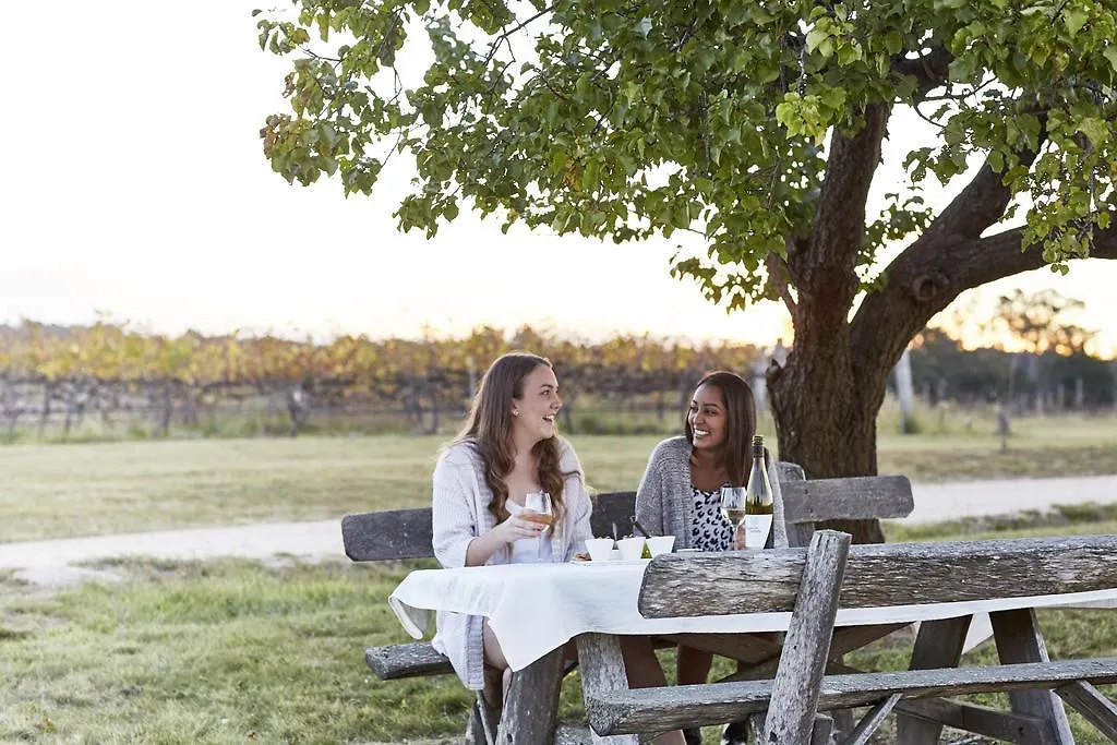 ****  Ridgemill Estate Aparthotel Stanthorpe Australia